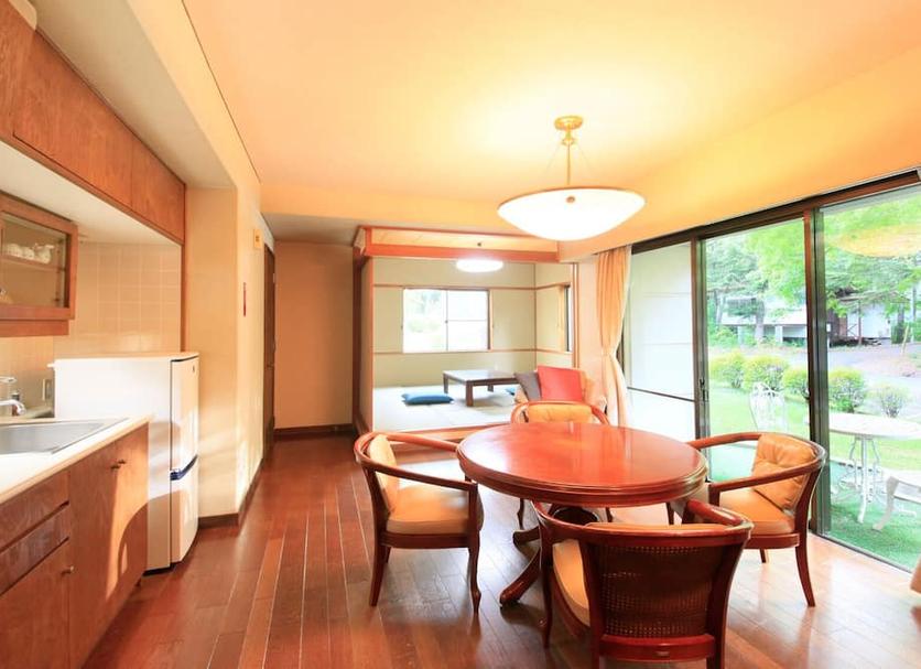 Dining room Photo