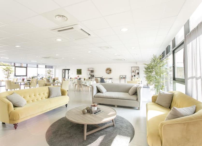 Lounge Photo