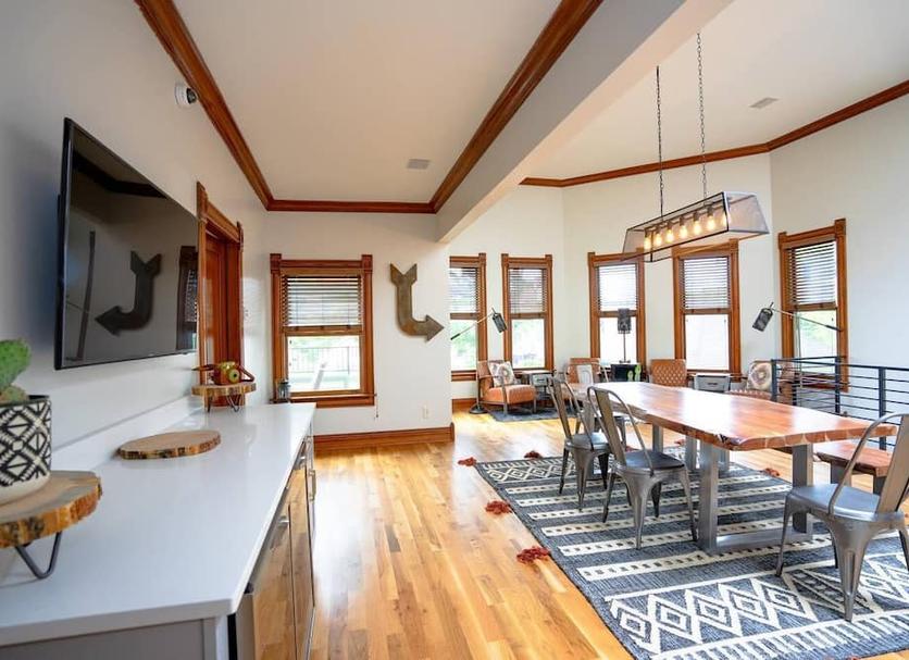 Dining room Photo