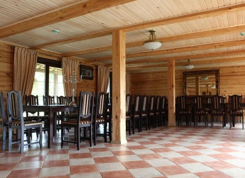 Dining room Photo