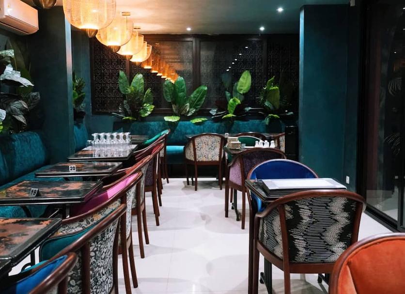 Restaurant Photo