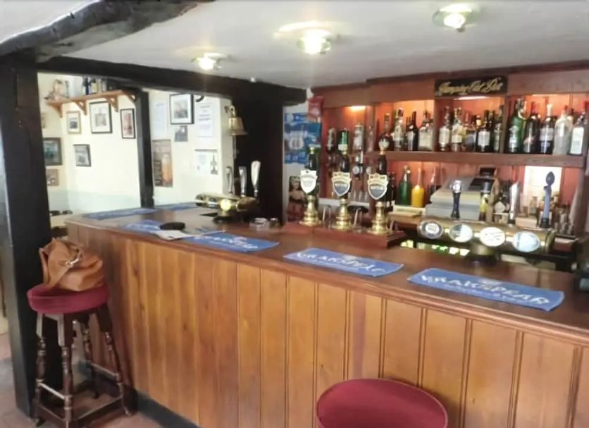 Bar Photo