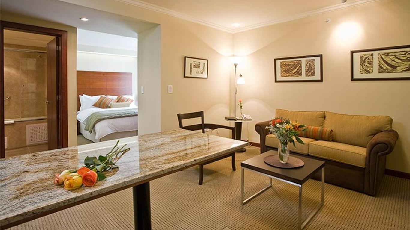 Stubel Suites & Cafe