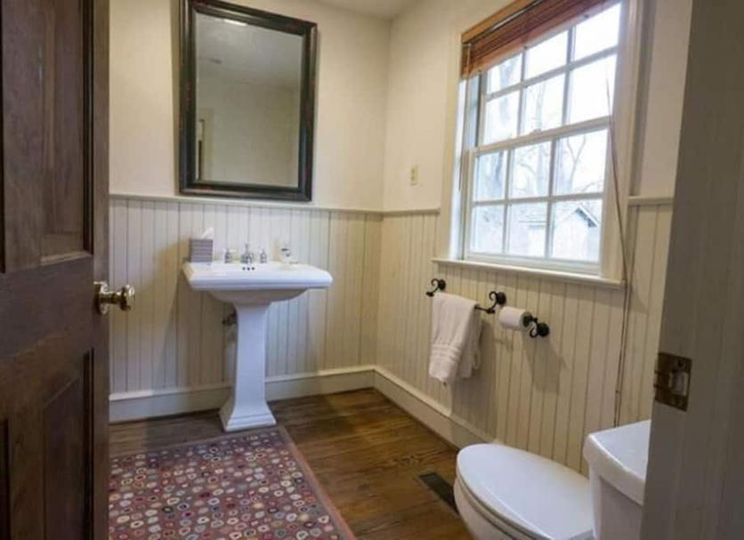 Bathroom Photo