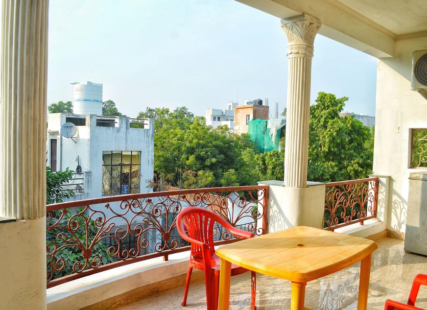 Balcony Photo