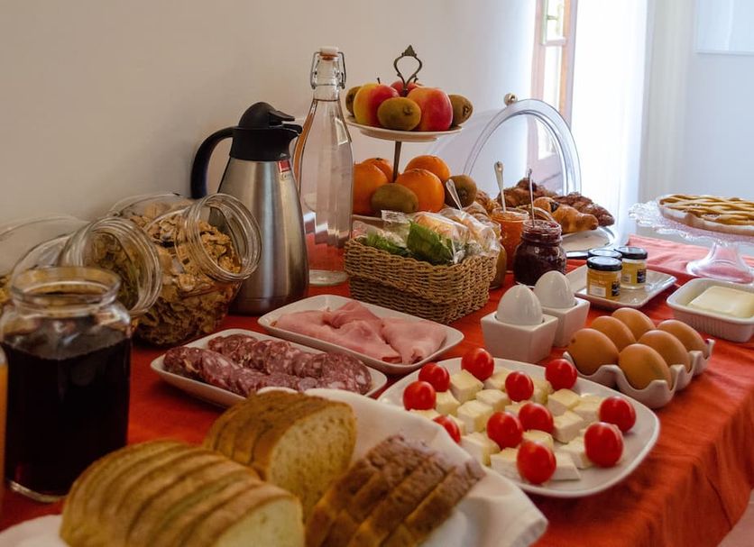 Buffet Photo