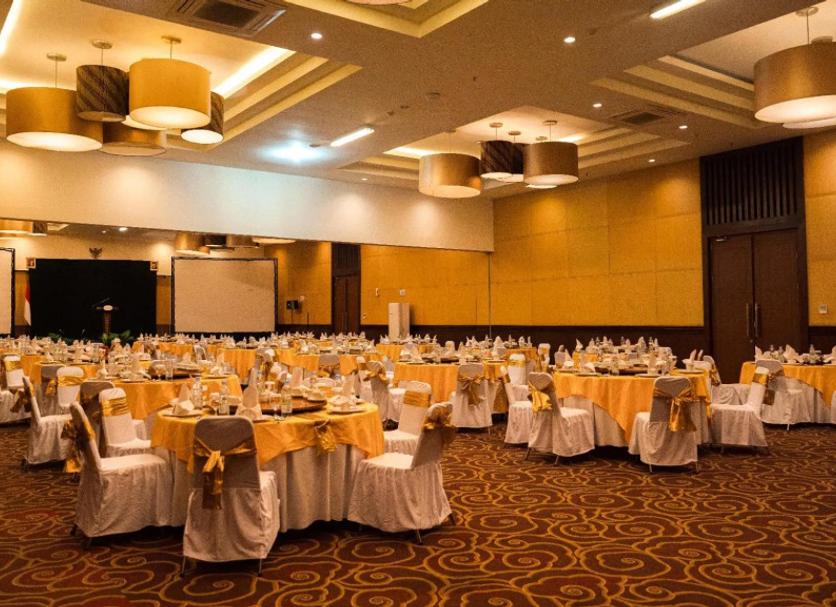 Banquet hall Photo