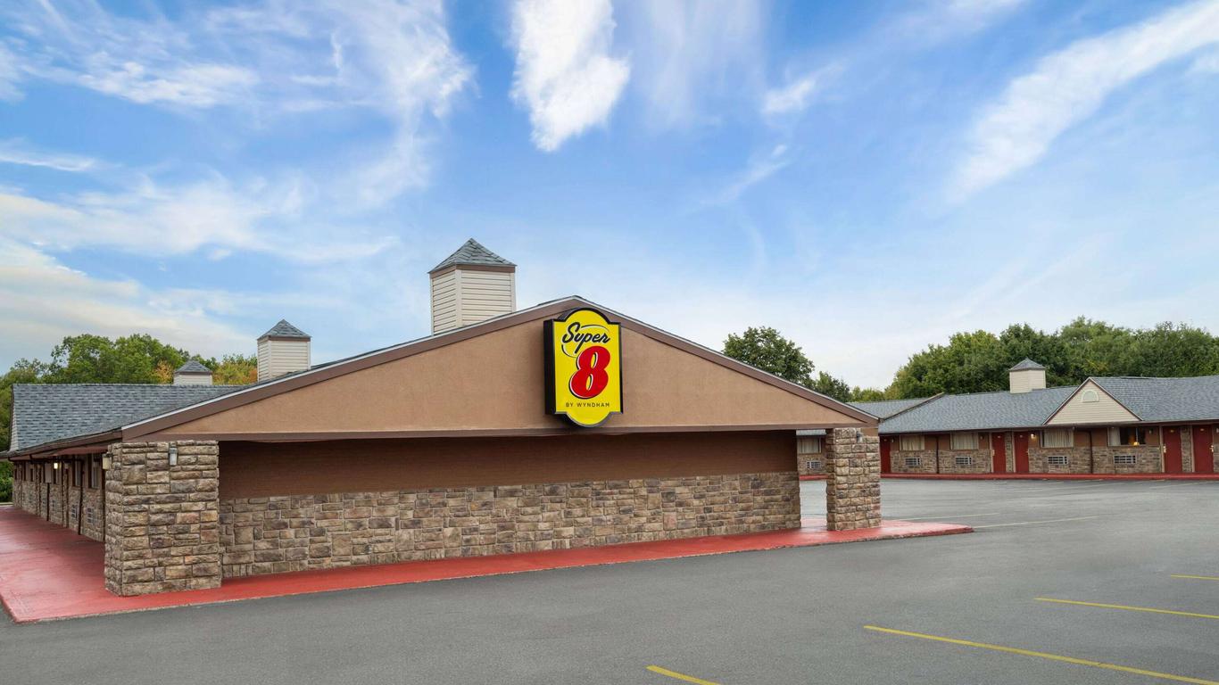 Super 8 by Wyndham Youngstown North