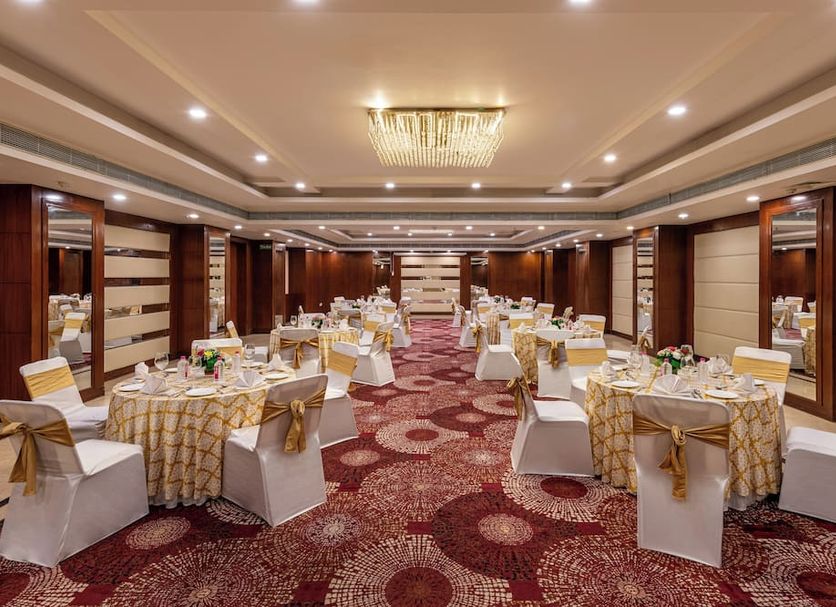 Banquet hall Photo