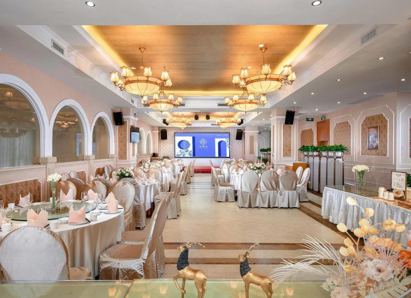 Banquet hall Photo