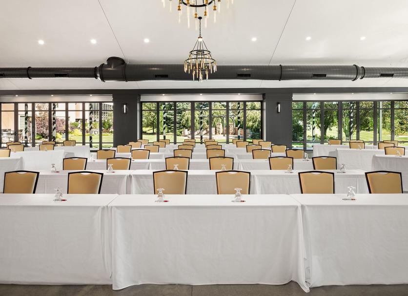 Conference room Photo