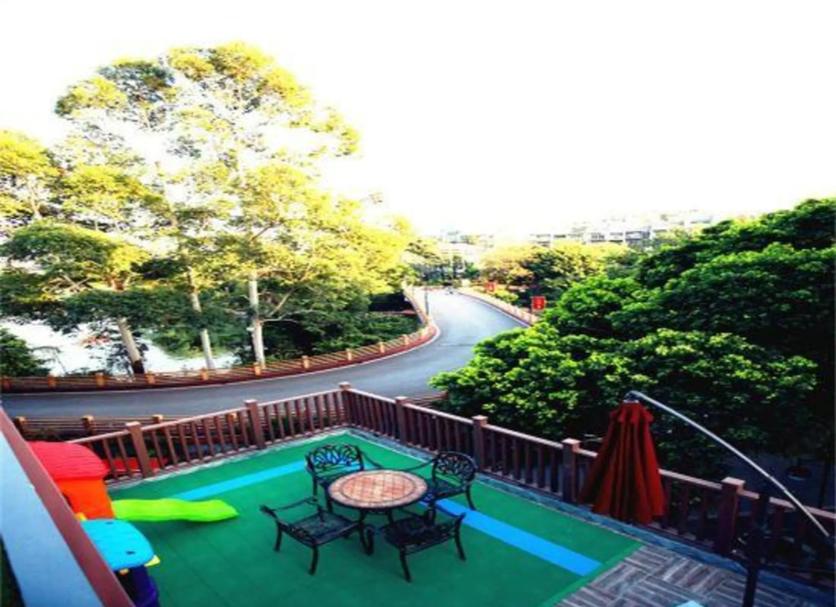 Balcony Photo