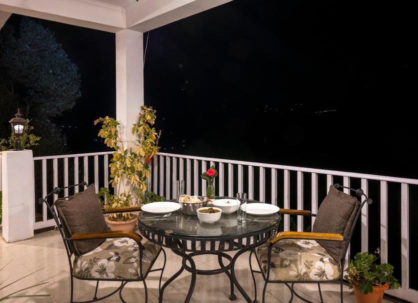 Balcony Photo