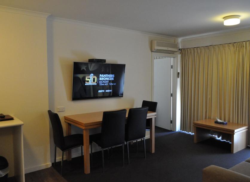 Dining room Photo