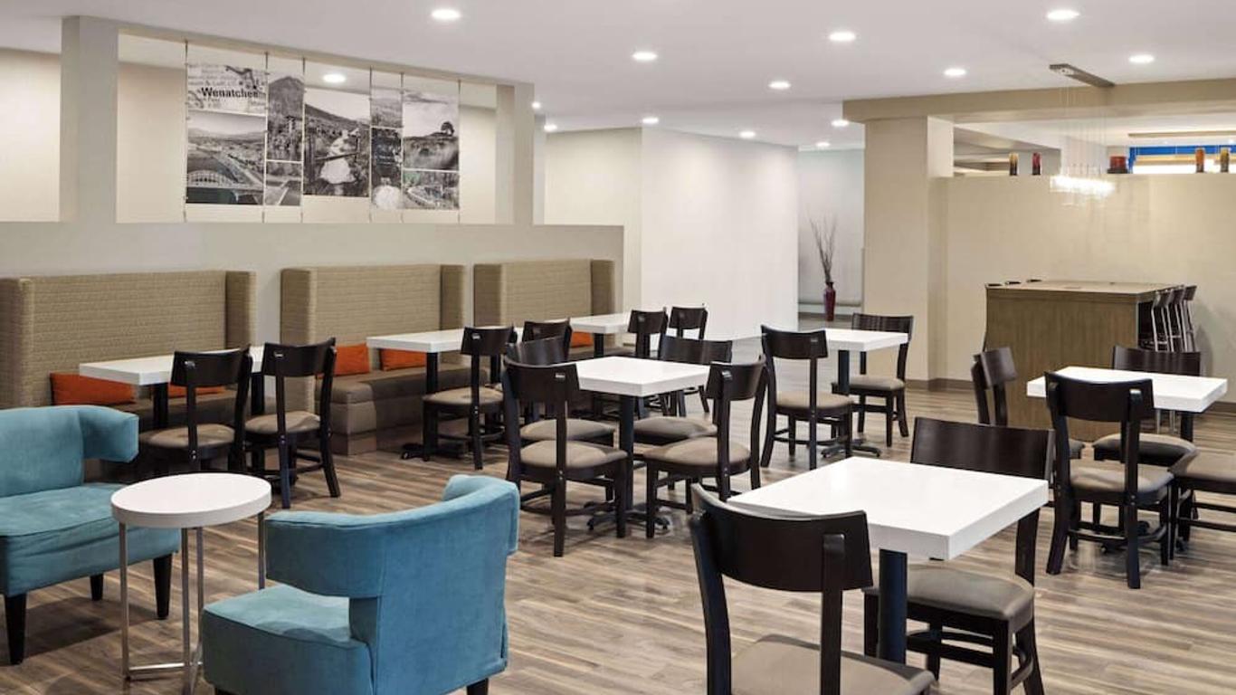 La Quinta Inn & Suites by Wyndham Wenatchee