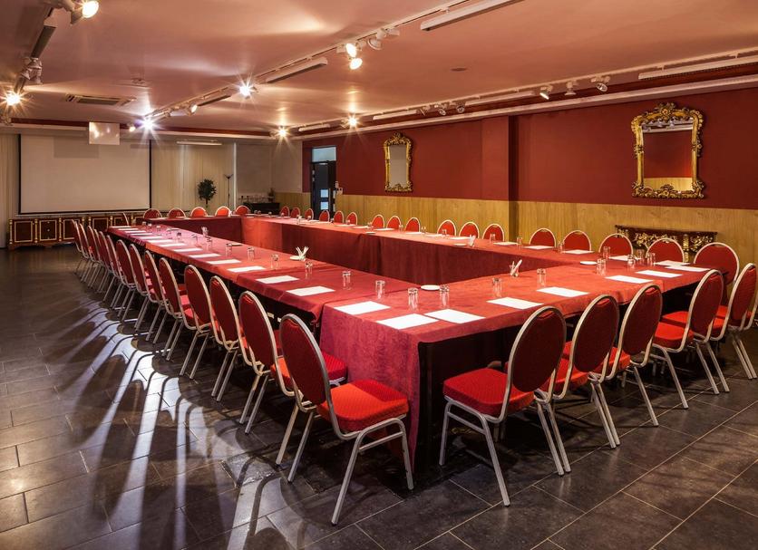 Conference room Photo