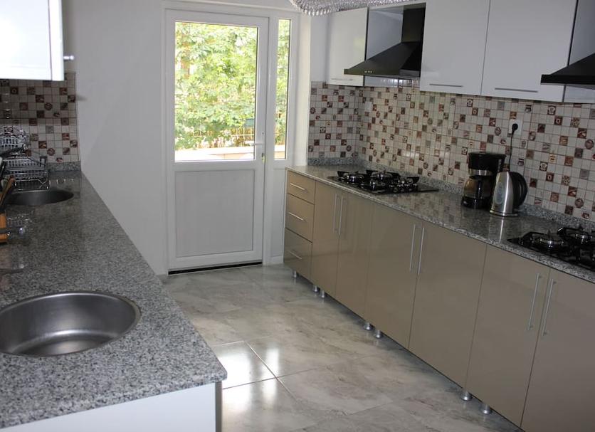 Kitchen Photo