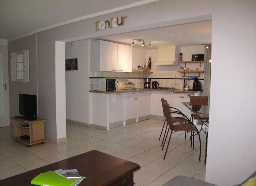Kitchen Photo