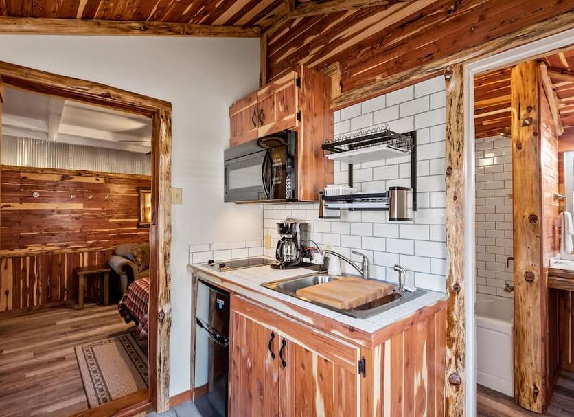 Kitchen Photo