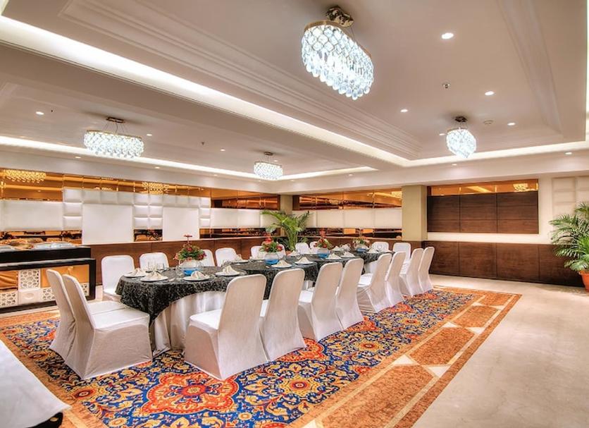 Banquet hall Photo