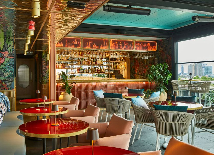 Bar Photo