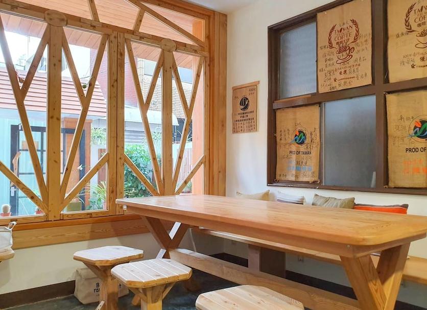 Dining room Photo