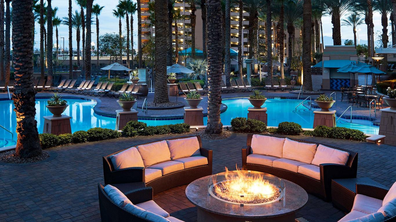 Hilton Vacations Club on the Las Vegas Strip from Las Vegas Hotel Deals & Reviews KAYAK