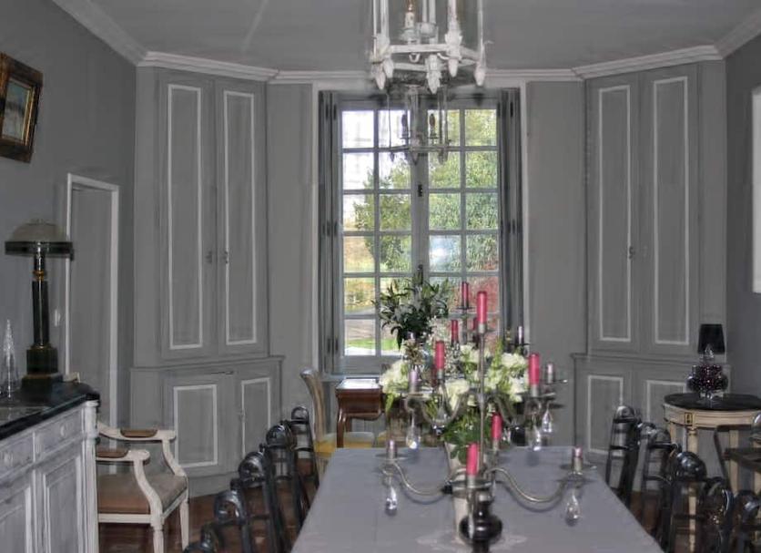 Dining room Photo