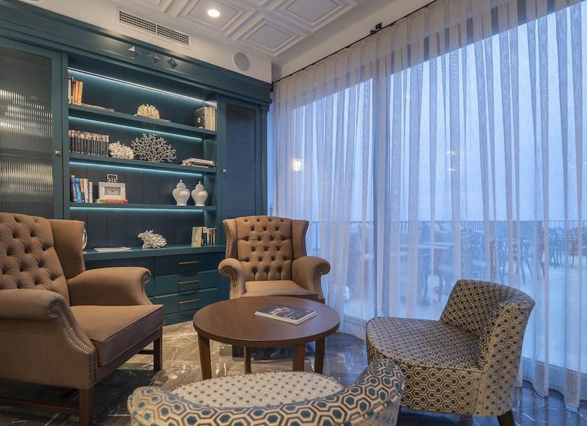 Lounge Photo