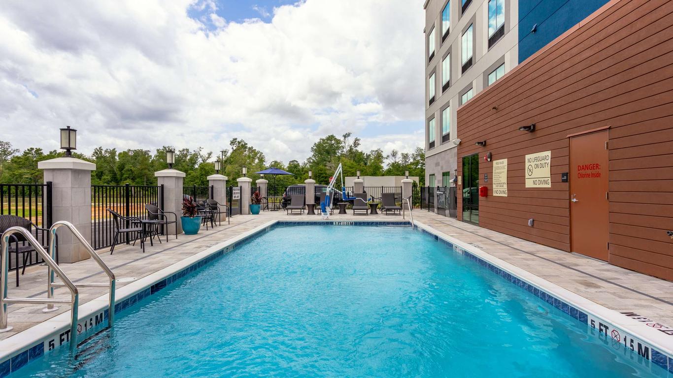 Hampton Inn Marianna I-10