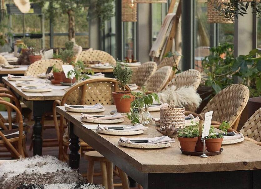 Restaurant Photo