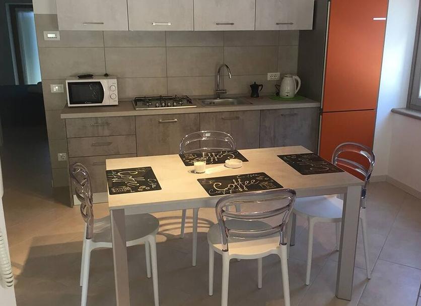 Kitchen Photo