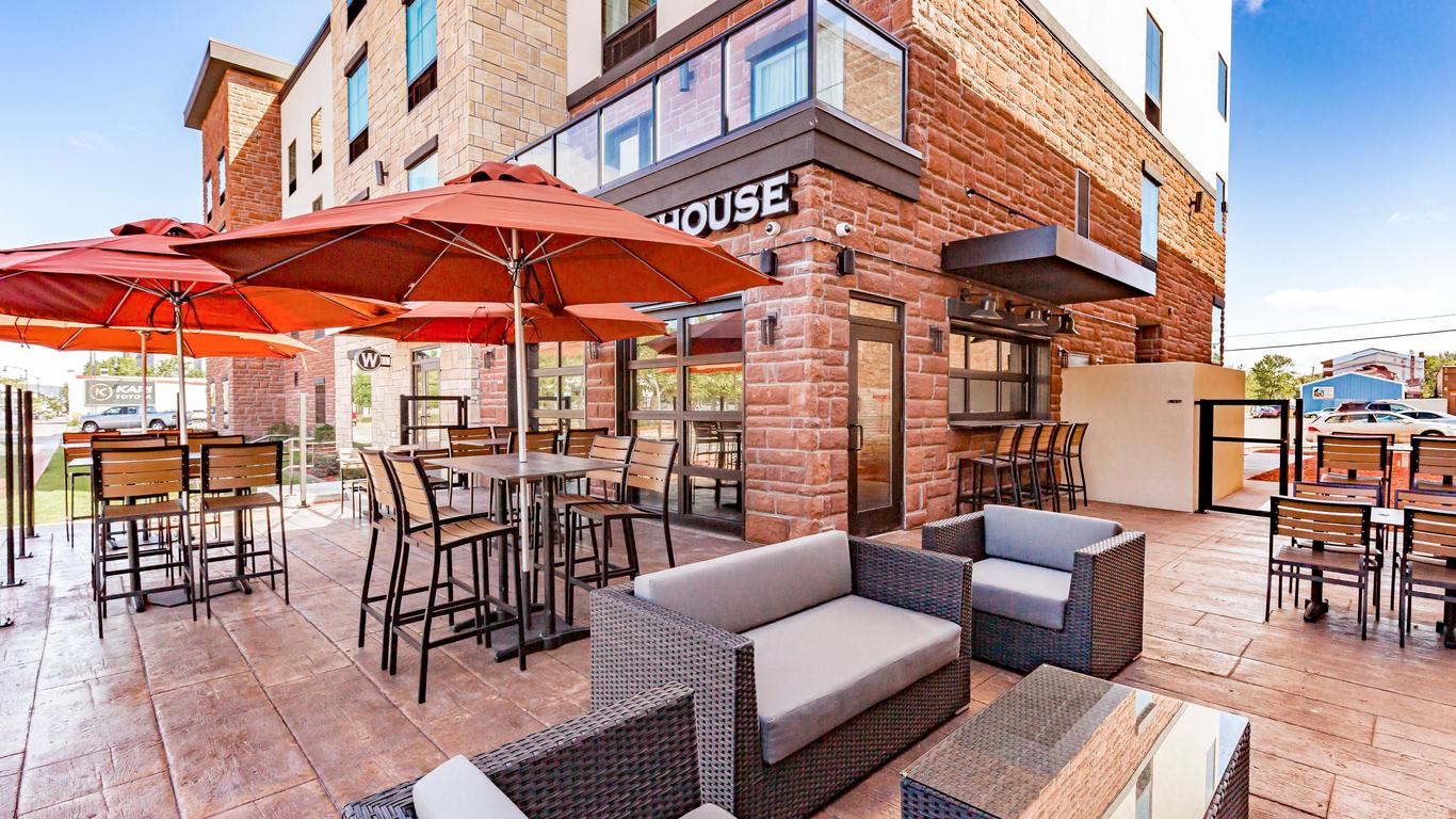 Cobblestone Hotel & Suites - Superior Duluth