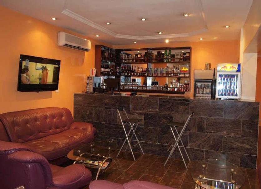 Bar Photo