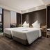 Yitel Yangzhou Qionghua Building Grand Canal Dongguan Street Experience Branch room with city view and table setup