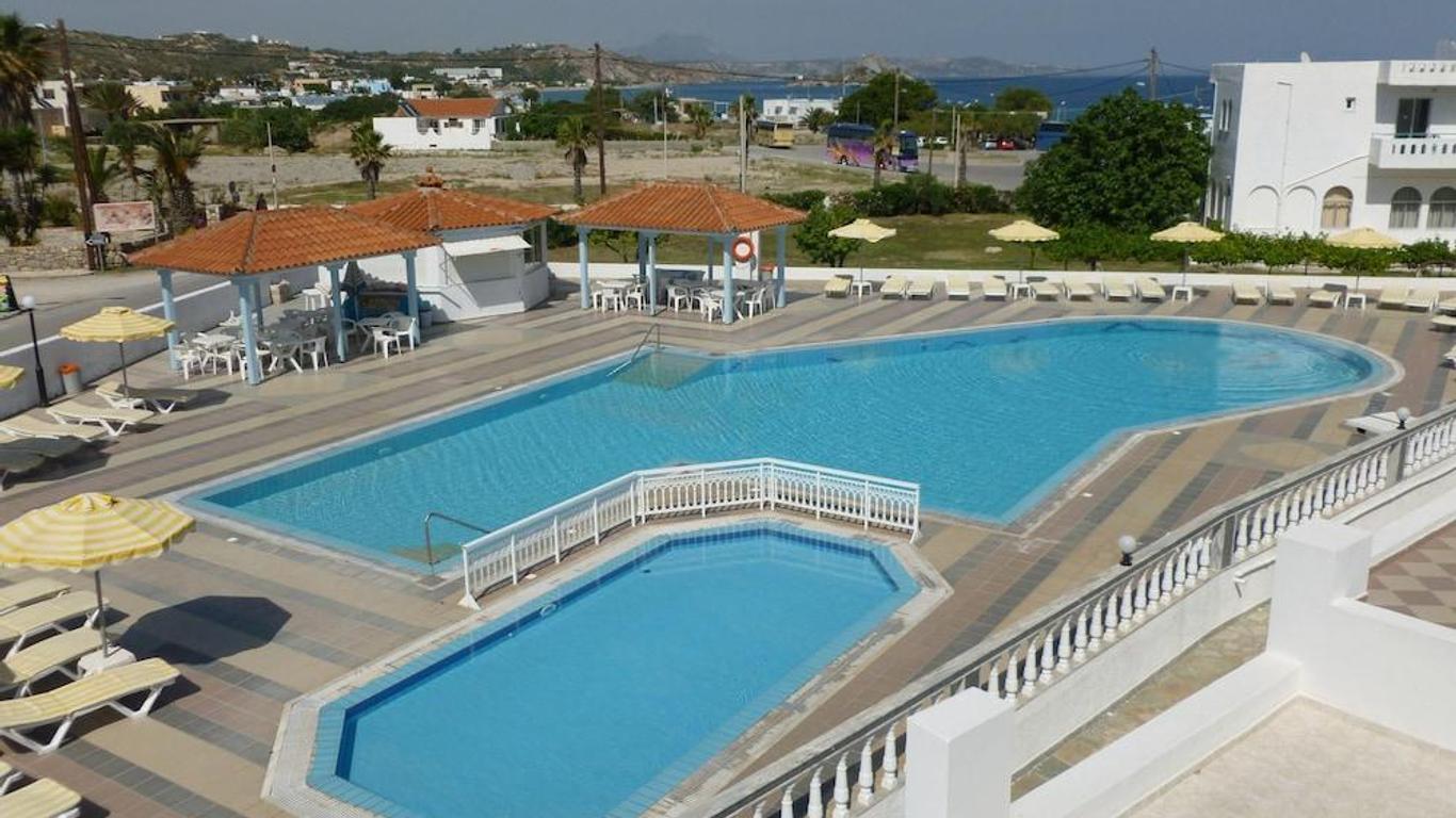 Kamari Bay Hotel
