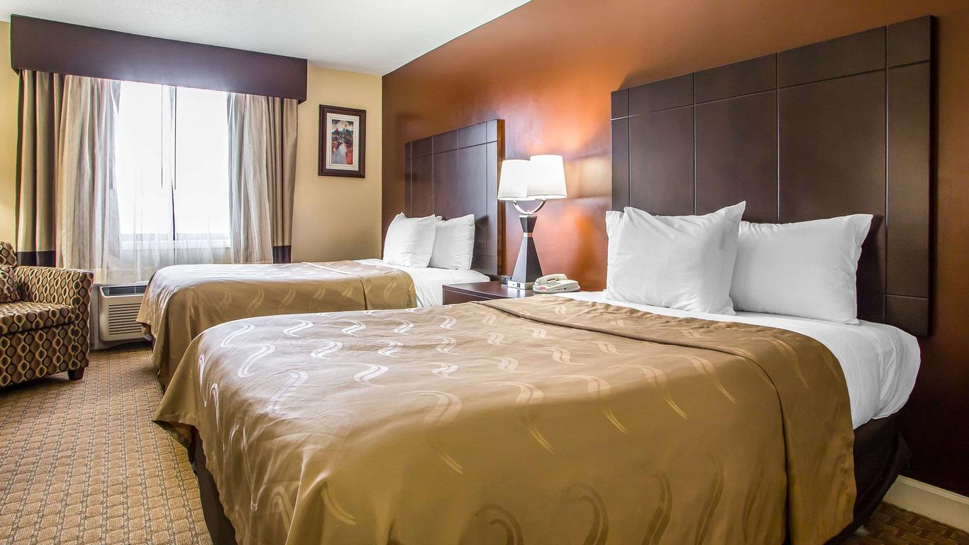 Quality Inn O Hare Airport Schiller Park www.kayak.com