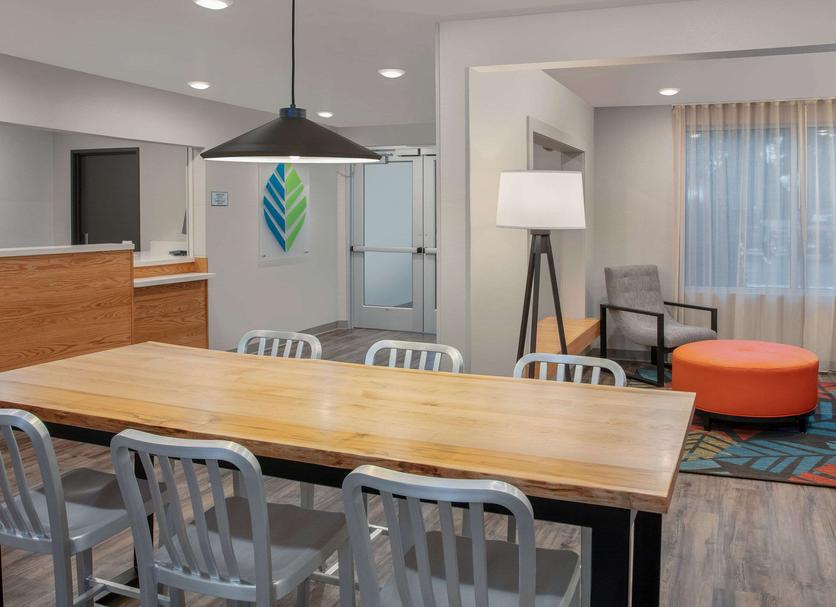 Dining room Photo