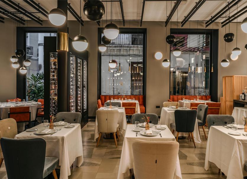 Restaurant Photo