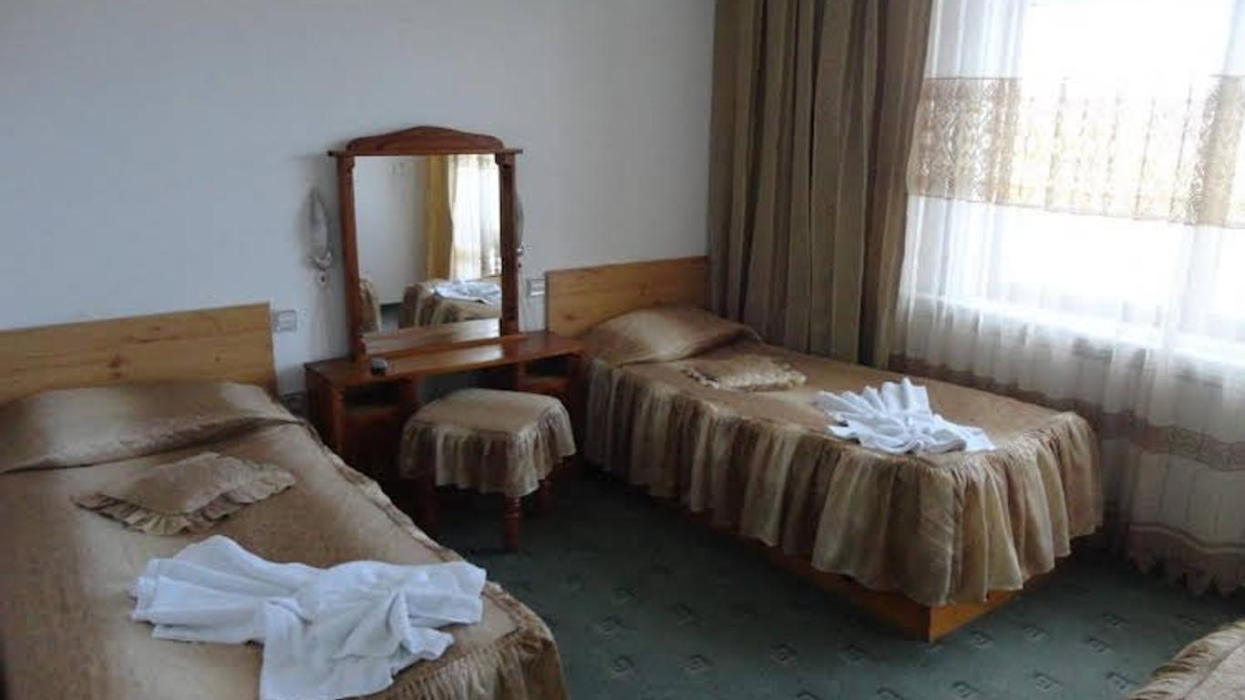 Guest Rooms Grachenovi