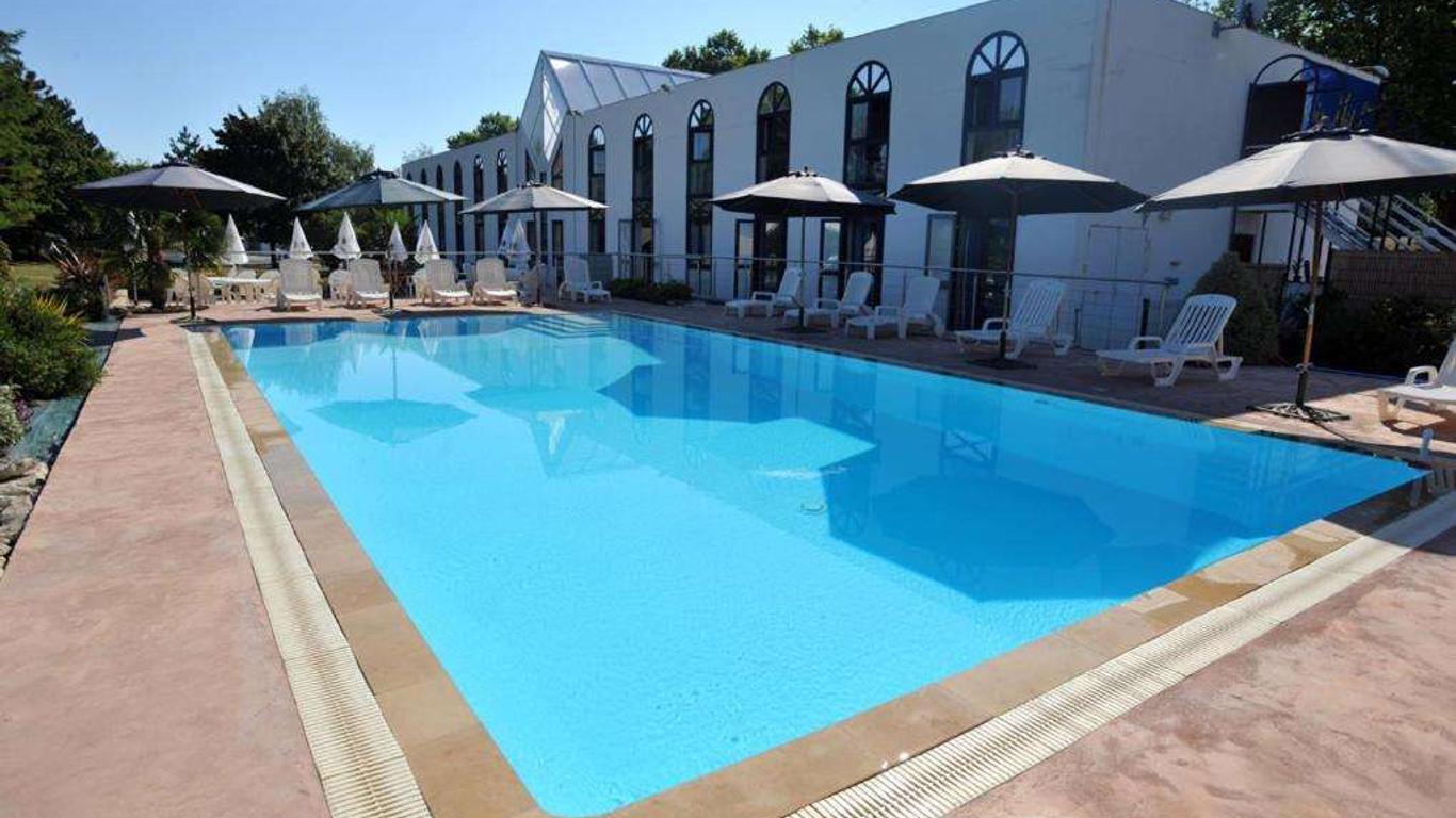 Agape Hotel