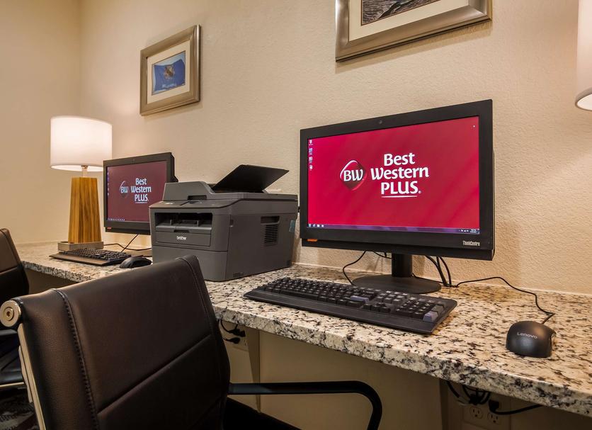 Business center Photo