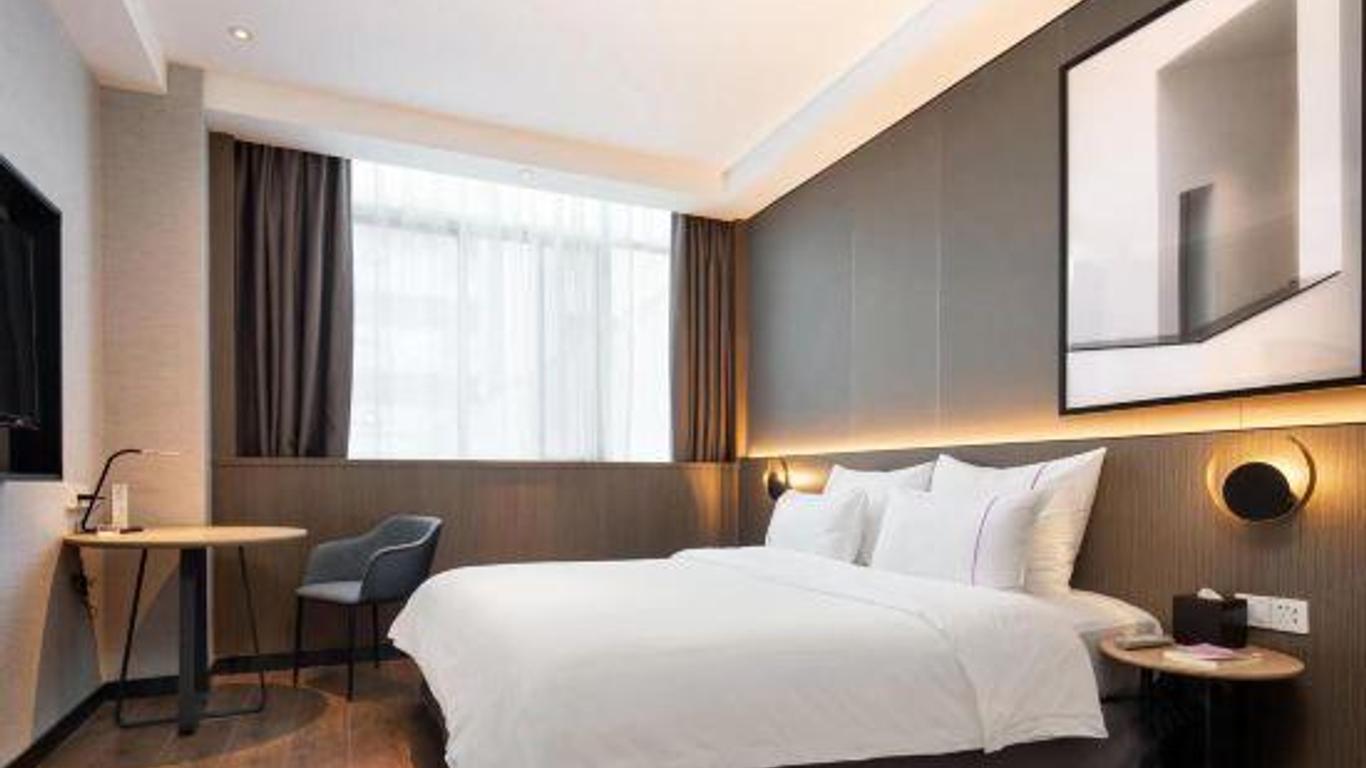 Tiangang Manfei Hotel (Lianfeng Road Branch, Ningbo Railway Station)