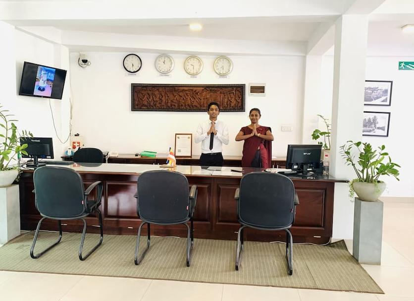 Front desk Photo