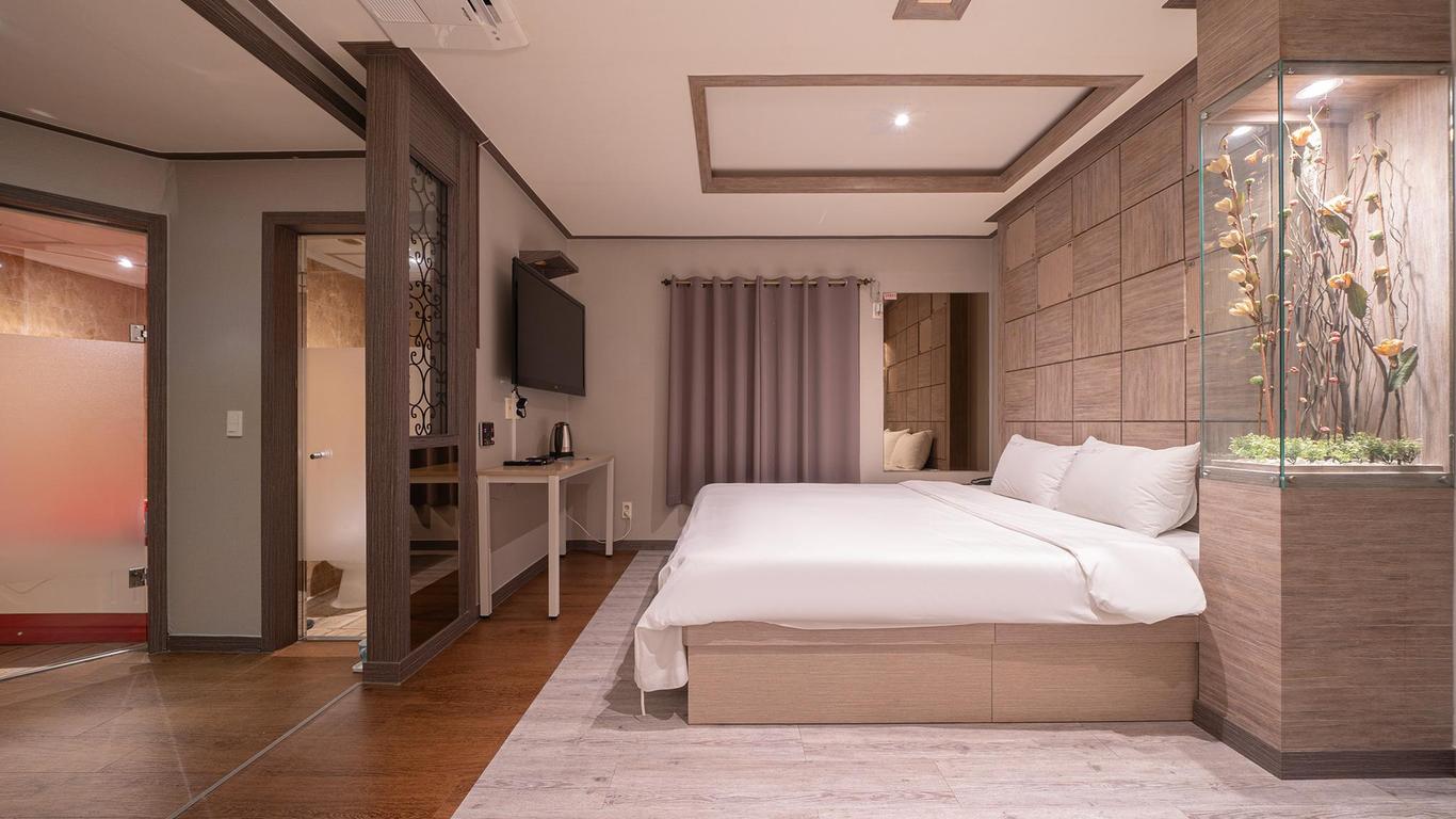 Busan Haeundae Belmore Hotel
