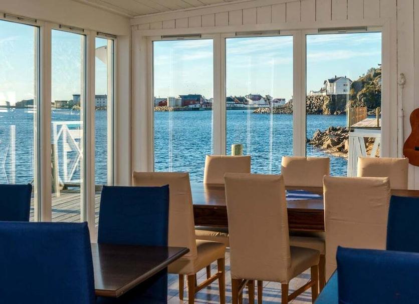 Dining room Photo