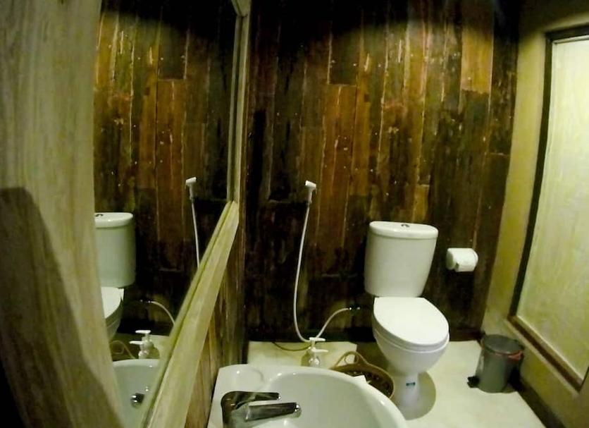 Bathroom Photo