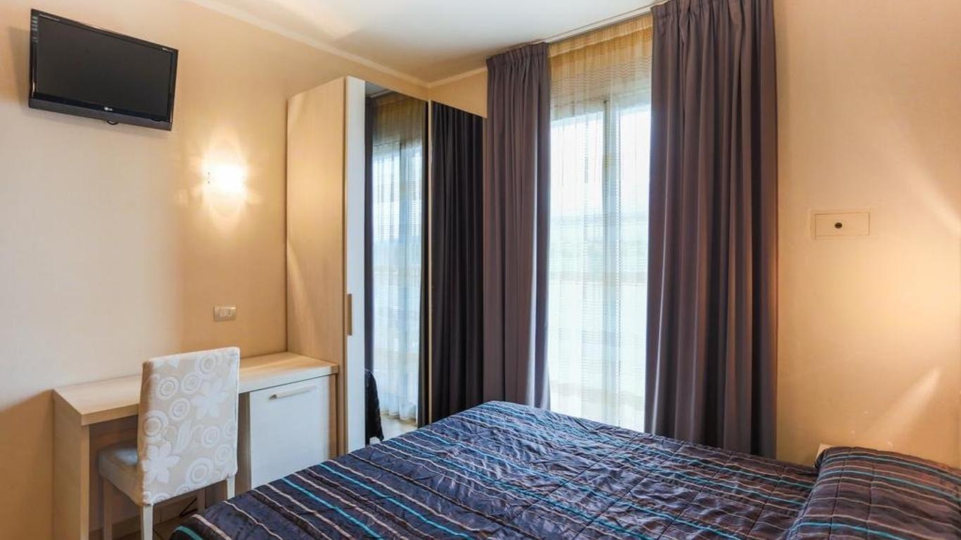 Hotel Caribia Pinarella