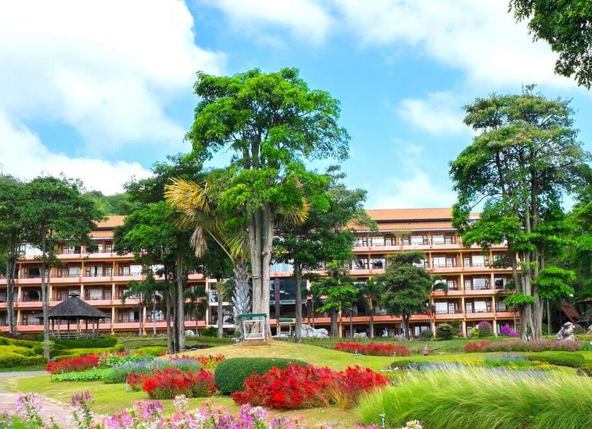 Building Photo