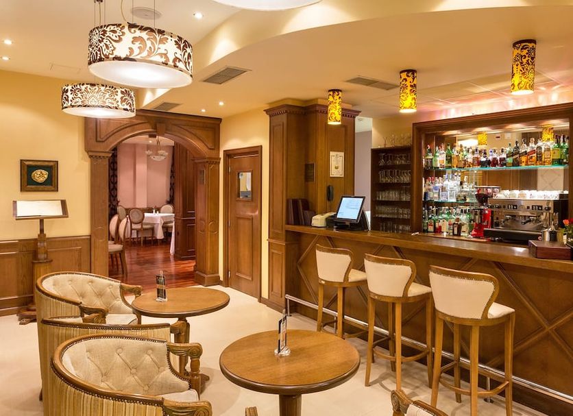 Bar Photo